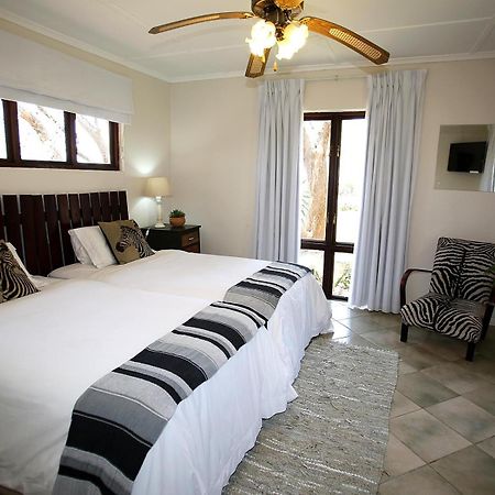 The Musketeers Lodge Bulawayo Room photo